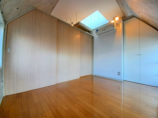 コート山王の洋室