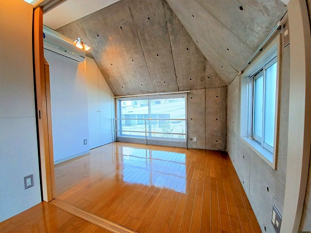 コート山王の洋室