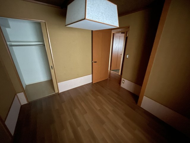 アイディーコート大網の洋室