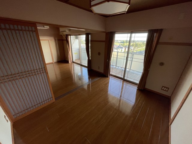 アイディーコート大網の洋室