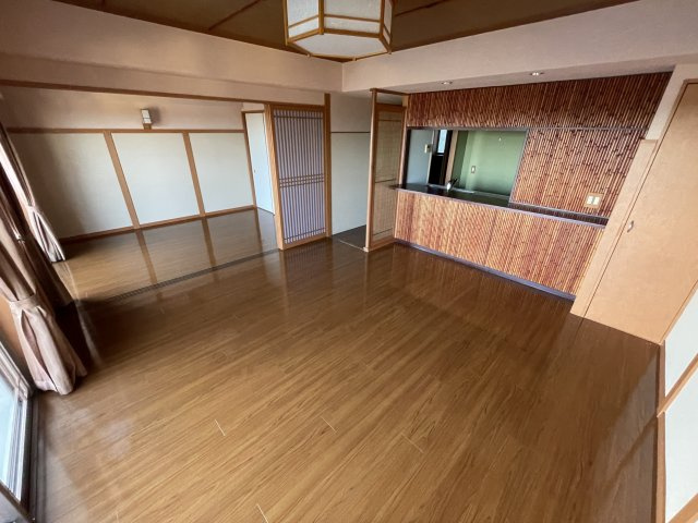 アイディーコート大網の洋室