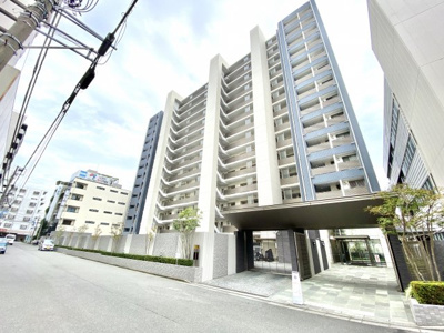 【外観】 | シティハウス湘南台ステーションコート | 駅近にそびえたつ綺麗なマンションです。毎日清掃員の方が掃除をしてますので、常に整った環境になっております。