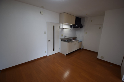 【居間・リビング】 | 第二松尾ビル