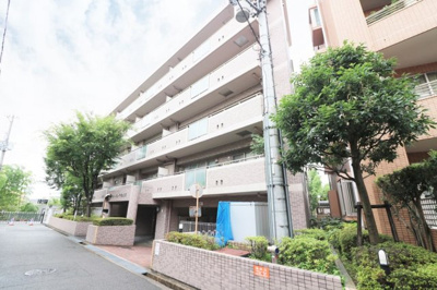 【外観】 | セントラル千里山西 | 【現地写真】
鉄筋コンクリート造の26戸♪分譲マンション♪