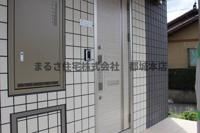 サンハイムサザン一万城の玄関