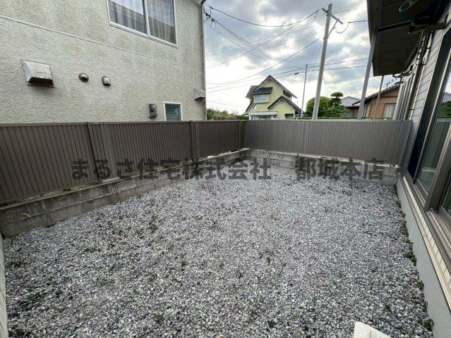 サンハイムサザン一万城の庭