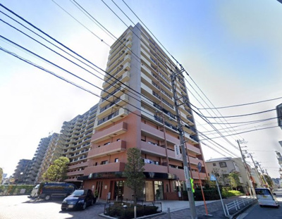 【外観】 | ソフィア・ガーデンズ川崎 | 8階・3面採光の角部屋につき陽当たり・通風・眺望良好です。
住まいの独立性を高める玄関ポーチ付♪