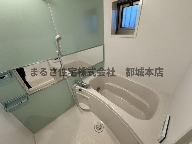 サンハイムサザン一万城の浴室