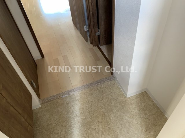 シェリロ神山の玄関|落ち着いた玄関です