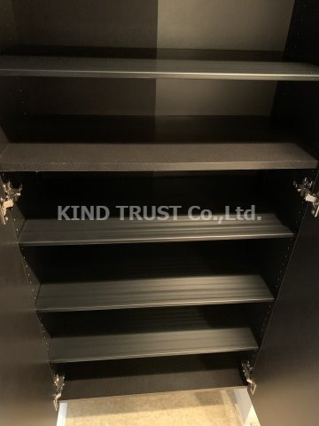 シェリロ神山の玄関|収納もある玄関です