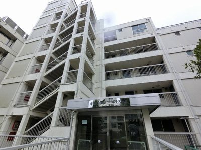 【外観】 | 希望ヶ丘第三コーポラスA棟 | 相鉄線「希望ヶ丘」駅徒歩7分と好立地。
通勤時間の短縮でご家族と過ごす時間を増やす事が出来ます。