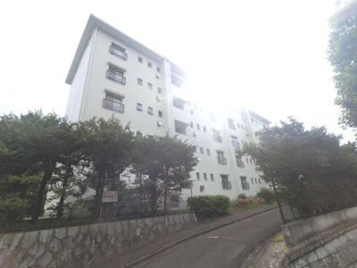 【外観】 | たまプラーザ団地7街区3号棟 | 道路側から見た外観です。