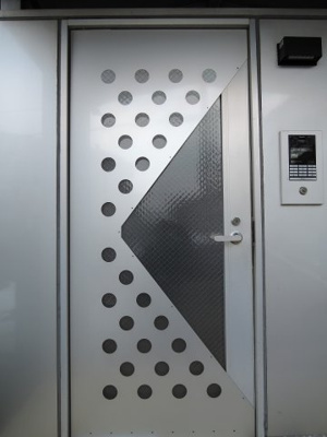 【その他共用部分】 | コモア六浦二番館 | 防犯面でも安心のオートロック付。