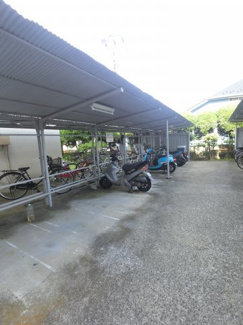 【その他共用部分】 | バイク置場です。