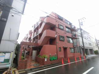 【外観】 | 4階最上階・二面バルコニーにつき採光・風通良好。
上階からの生活音がなく戸建感覚を味わえます。