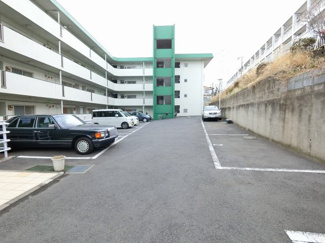 【駐車場】 | 平置き駐車場