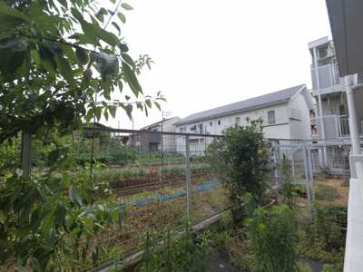 【展望】 | クリオ片倉町弐番館 | 閑静な住宅街に位置するマンションです。