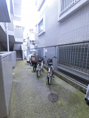 【展望】 | クリオ片倉町弐番館 | 自転車置き場・バイク置場