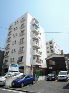 【外観】 | 相鉄線「平沼橋」駅徒歩3分、JR・私鉄各線「横浜」駅徒歩8分と好立地。
忙しい朝が助かる立地、暮らしにゆとりが生まれます。
