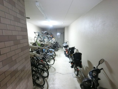 【その他共用部分】 | 保土ヶ谷パーク・ホームズ二番館 | 自転車置き場・バイク置場です。