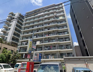 【外観】 | ブルーライン「吉野町」駅徒歩3分！駅近ならではの便利な住環境も魅力的です。
11階建8階、東南角部屋につき明るく、風通し・眺望も良好です♪