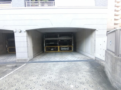 【駐車場】 | ルシオン大通り公園 | 敷地内駐車場です。