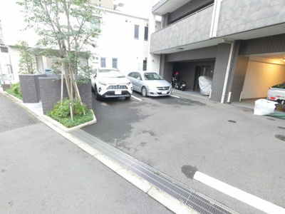 【駐車場】 | クリオ川崎南幸町 | 平置き駐車場