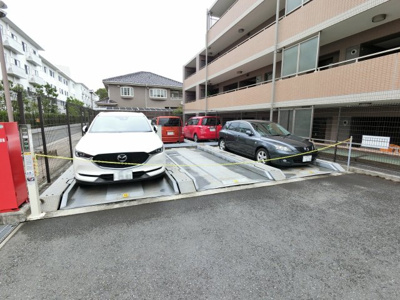 【駐車場】 | シティウインズ横浜パークビスタ | 機械式駐車場