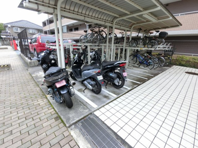 【その他共用部分】 | シティウインズ横浜パークビスタ | バイク置場