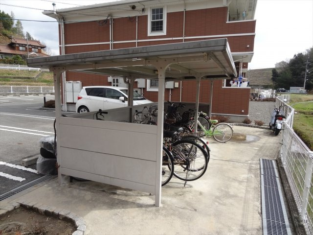 リバブル・コートＡの駐車場