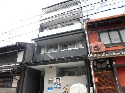 アークリード四条油小路の外観