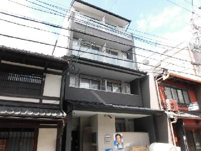 アークリード四条油小路の外観