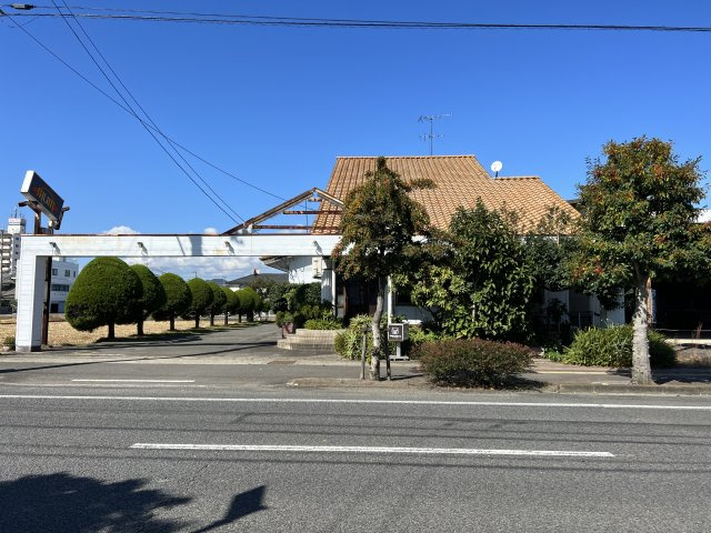 西条市三津屋南店舗付住宅【2,800】192.11坪　68.67坪の外観