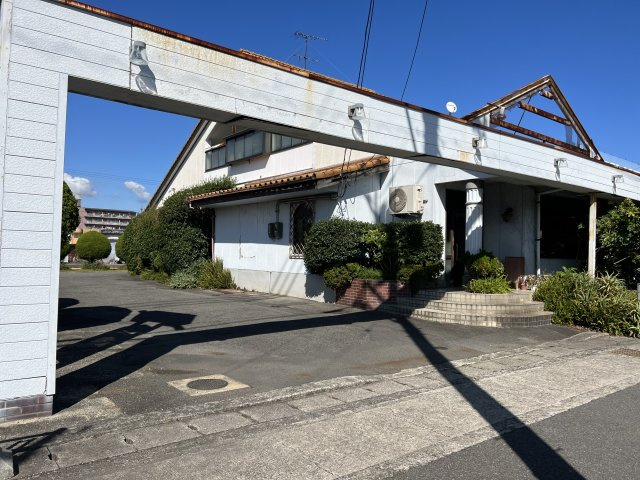 西条市三津屋南店舗付住宅【2,800】192.11坪　68.67坪の外観