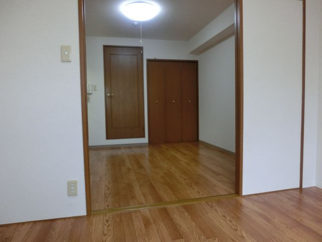 エトワールえびすの洋室