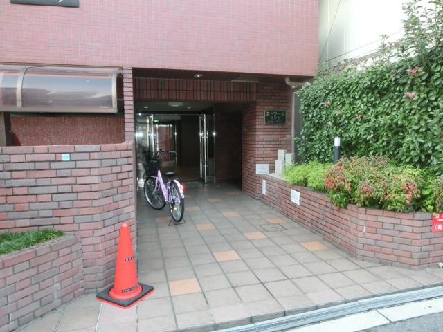 エトワールえびすのエントランス