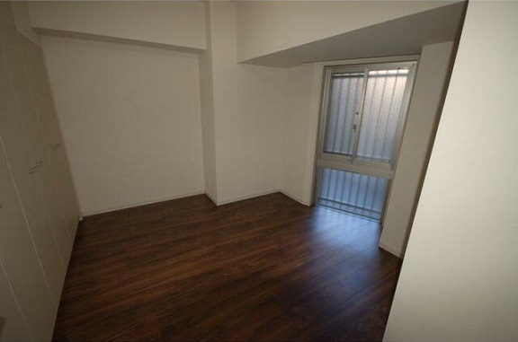 台東区上野７丁目の賃貸マンションの洋室