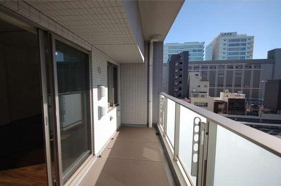 台東区上野７丁目の賃貸マンションのバルコニー