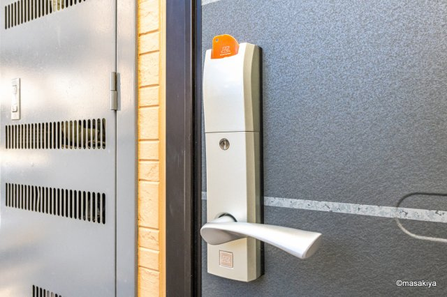 藤 Lin denのエントランス|カードキー