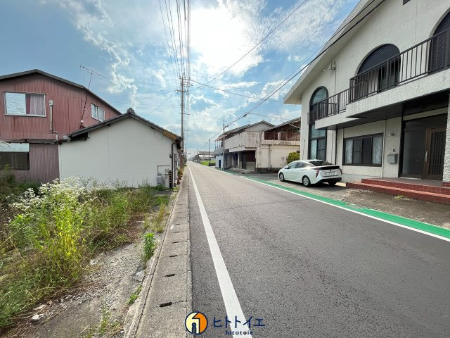 長延中古住宅の前面道路含む現地写真