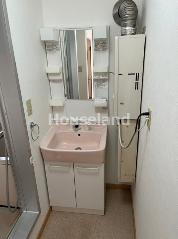 ハイムNの洗面所|忙しい朝には欠かせない洗面所です