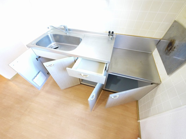 セジュール三笠Aのキッチン|キッチンでお料理をお楽しみください