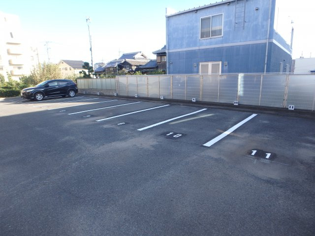 ＳＫマンションの駐車場|岡山市北区今　SKマンション　1K　駐車場