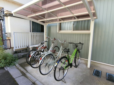 【その他共用部分】 | ヴィラ・エスポア | 自転車置場