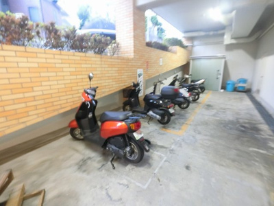 【その他共用部分】 | ハイラーク上大岡 | バイク置場