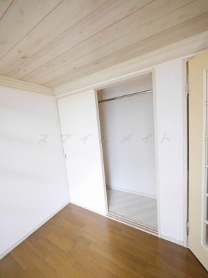 【収納】 | マリンコーポ片瀬江ノ島第2（マリンコーポカタセエノシマダイ2） | 室内写真は同タイプ別室の写真です。