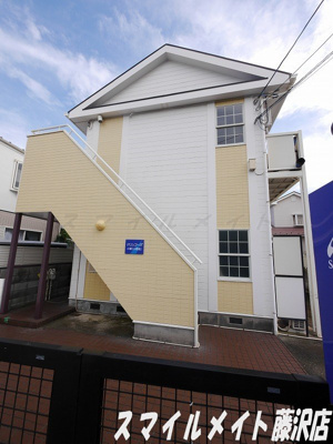 【エントランス】 | マリンコーポ片瀬江ノ島第2（マリンコーポカタセエノシマダイ2） | 室内写真は同タイプ別室の写真です。