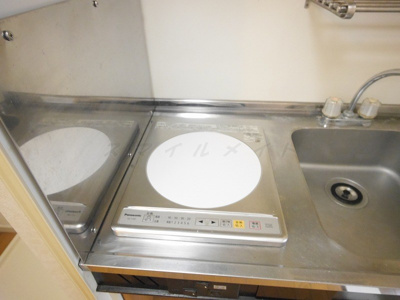 【キッチン】 | マリンコーポ片瀬江ノ島第2（マリンコーポカタセエノシマダイ2） | 室内写真は同タイプ別室の写真です。