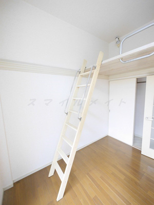 【設備】 | マリンコーポ片瀬江ノ島第2（マリンコーポカタセエノシマダイ2） | 室内写真は同タイプ別室の写真です。