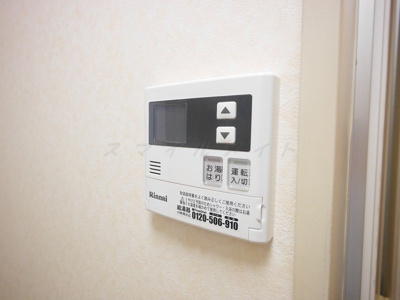 【設備】 | マリンコーポ片瀬江ノ島第2（マリンコーポカタセエノシマダイ2） | 室内写真は同タイプ別室の写真です。